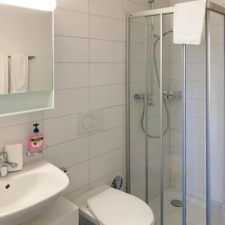 Modern In The Heart Of 公寓