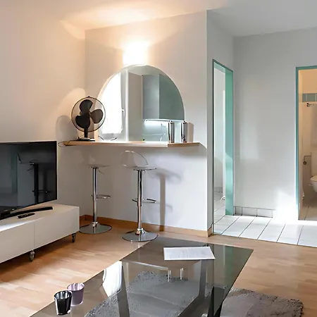 Modern In The Heart Of 公寓 *